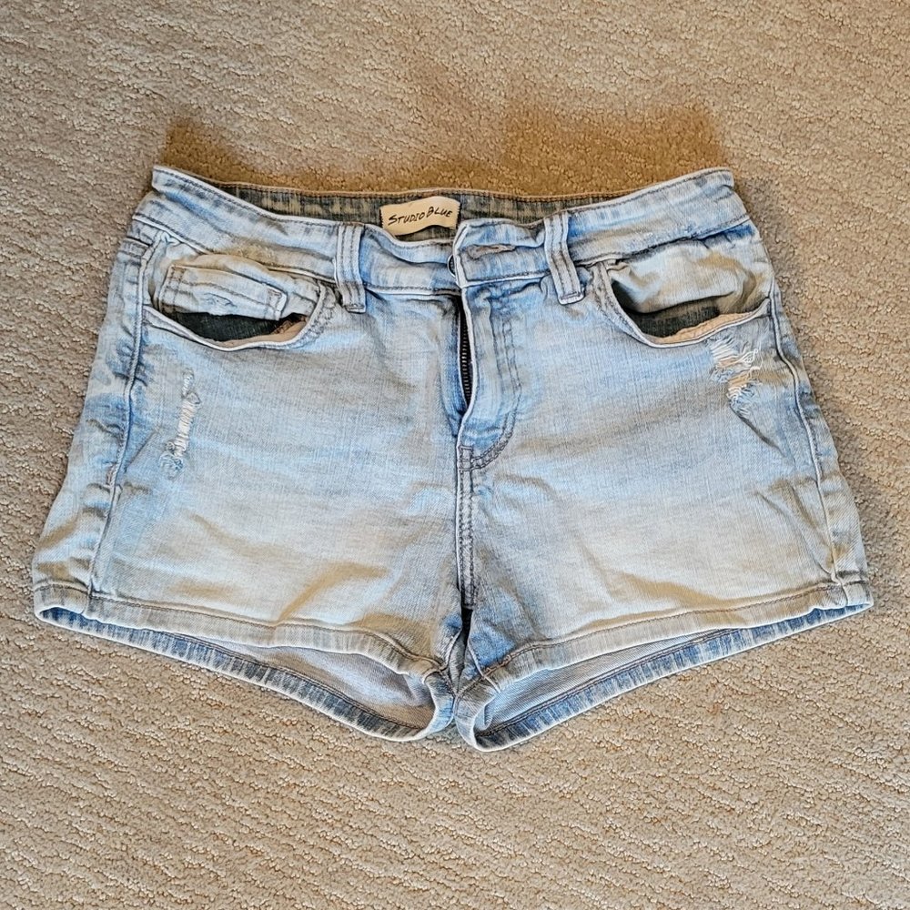 Studio Blue jean shorts
